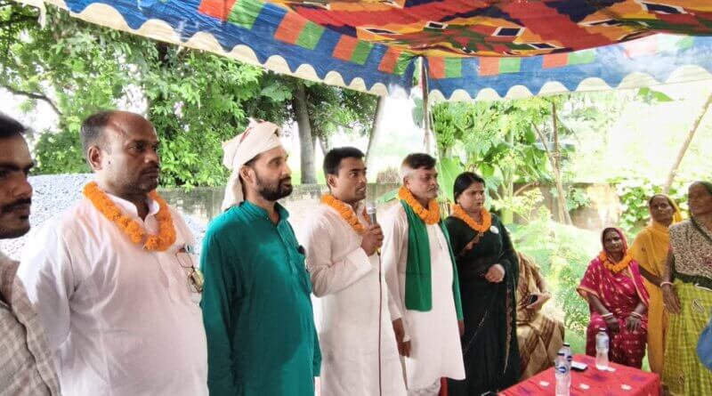 सरायरंजन विधानसभा क्षेत्र में अपना किसान पार्टी के राष्ट्रीय अध्यक्ष ने जन संपर्क कर समर्थन मांगा