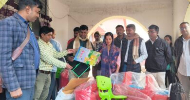 आंगनवाड़ी केंद्रों के लिए प्री प्राइमरी किट का वितरण