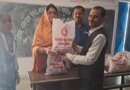 निक्षय मित्र योजना:डाॅ अंजू सिंह ने छपरा के 35 जबकि एकमा के 20 टीबी मरीजों के बीच फूड पैकेट का किया वितरण